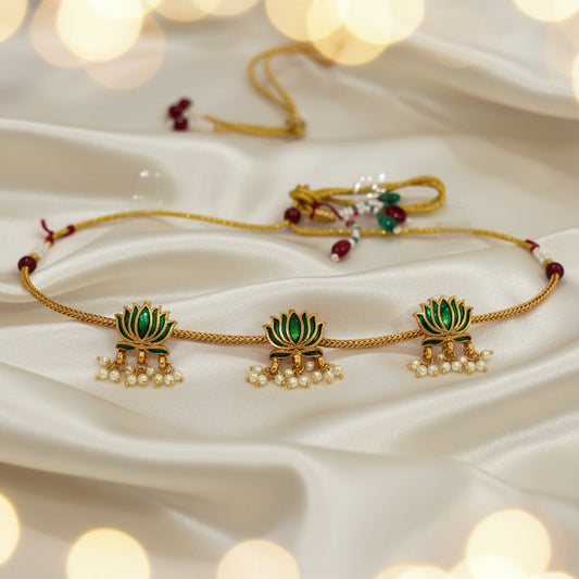 Sahana Necklace and Earrings Set