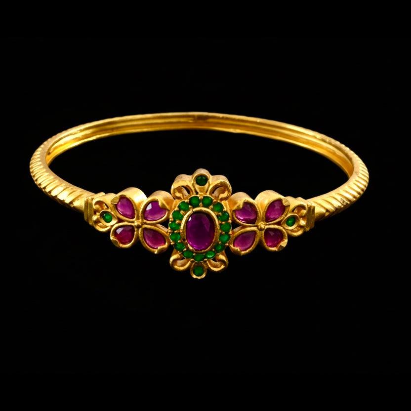 Meghna Antique Bangle Bracelet