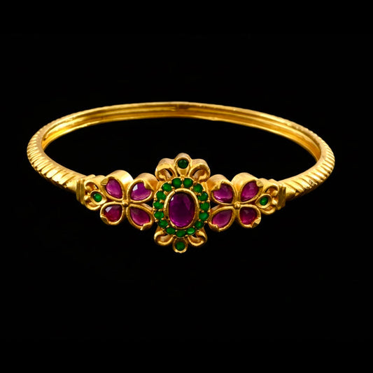 Meghna Antique Bangle Bracelet