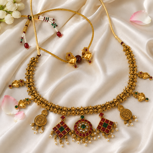 Dakshina Chocker Necklace and Earrings Set