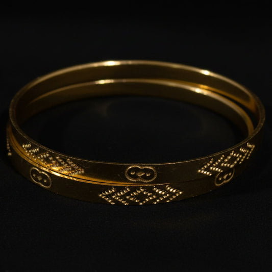 Meera Five Metal Bangle