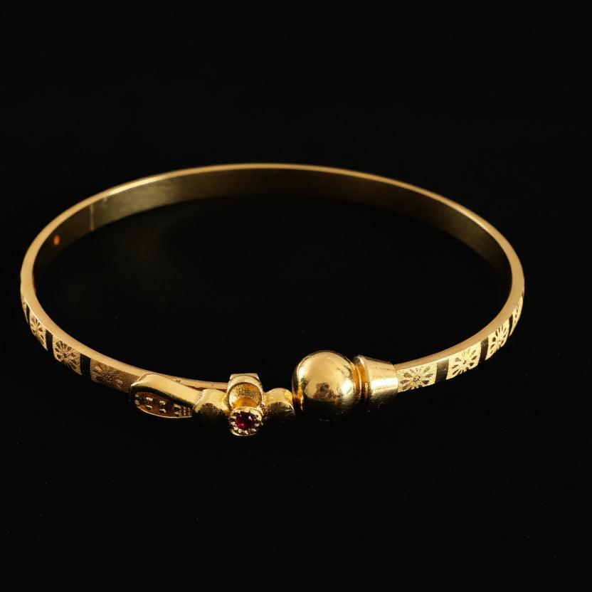 Geetha Adjustable Bangle Bracelet