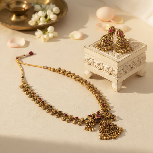 Nitya Chocker Necklace and Earrings Set