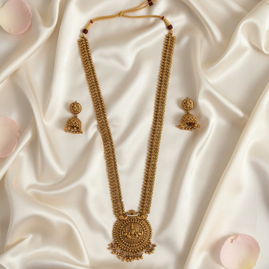 Ahana Long Necklace and Earrings Set