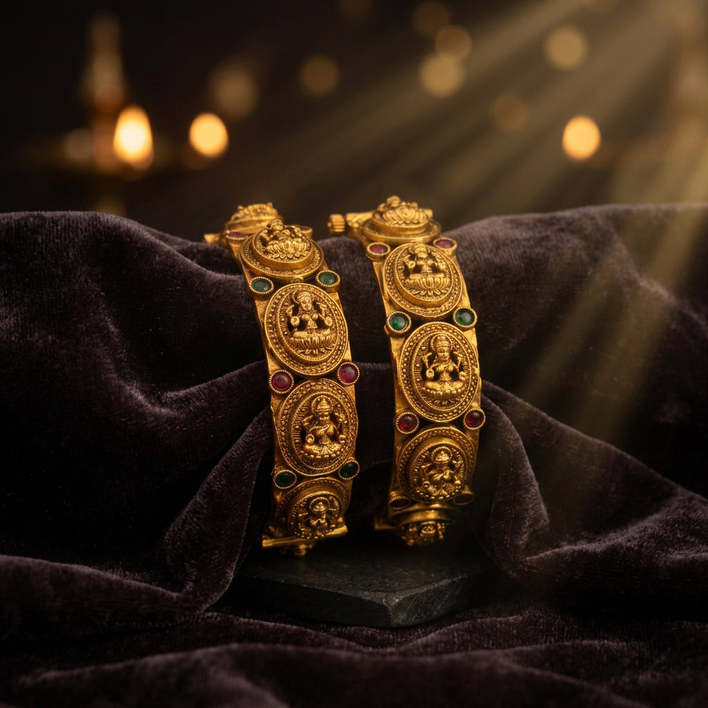 Shushma Antique Lakshmi Screw Kada